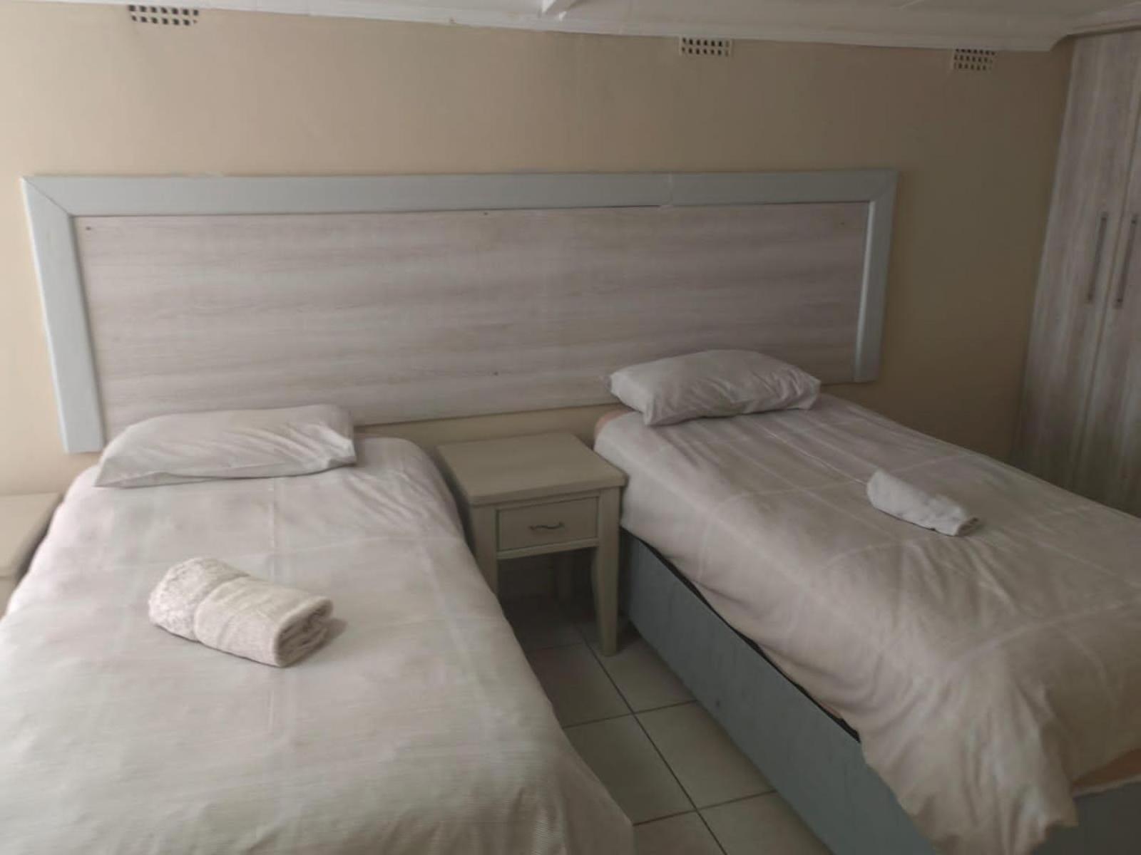 Sibahlenomhlambi Guesthouse Springs  Pokoj fotografie