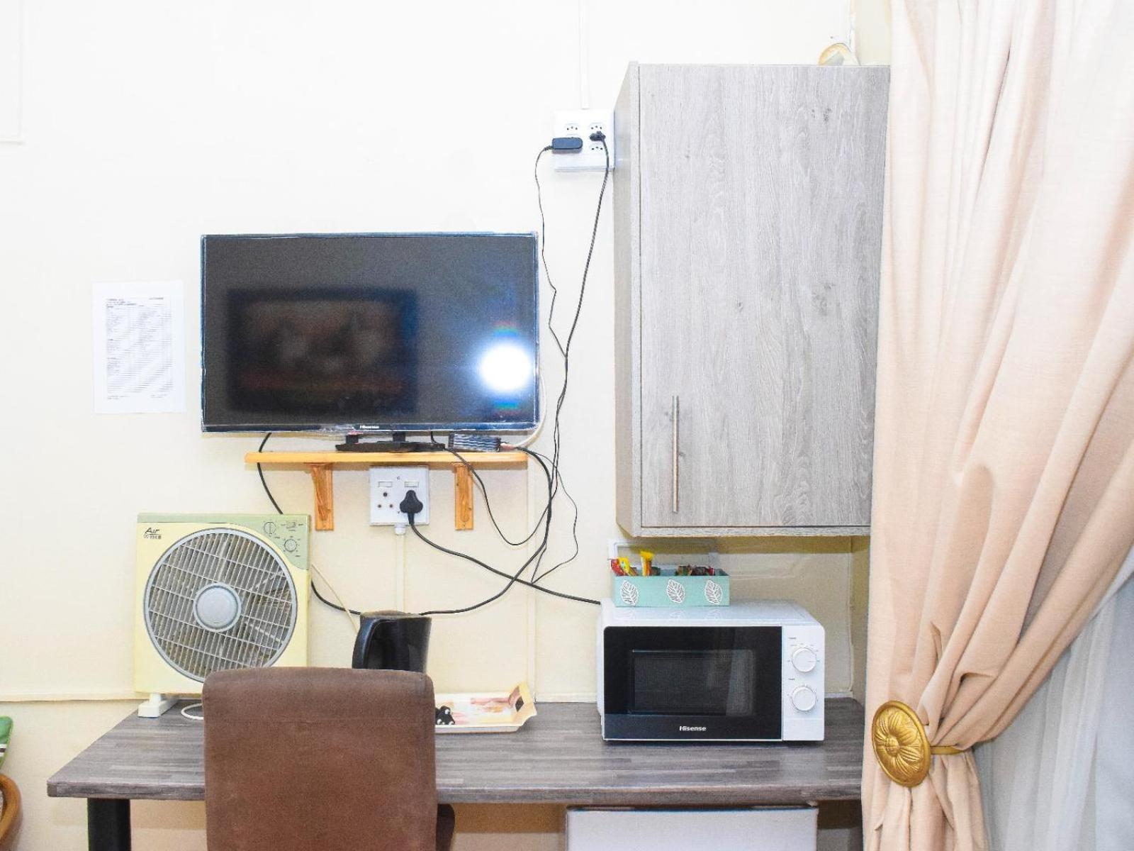 Sibahlenomhlambi Guesthouse Springs  Pokoj fotografie